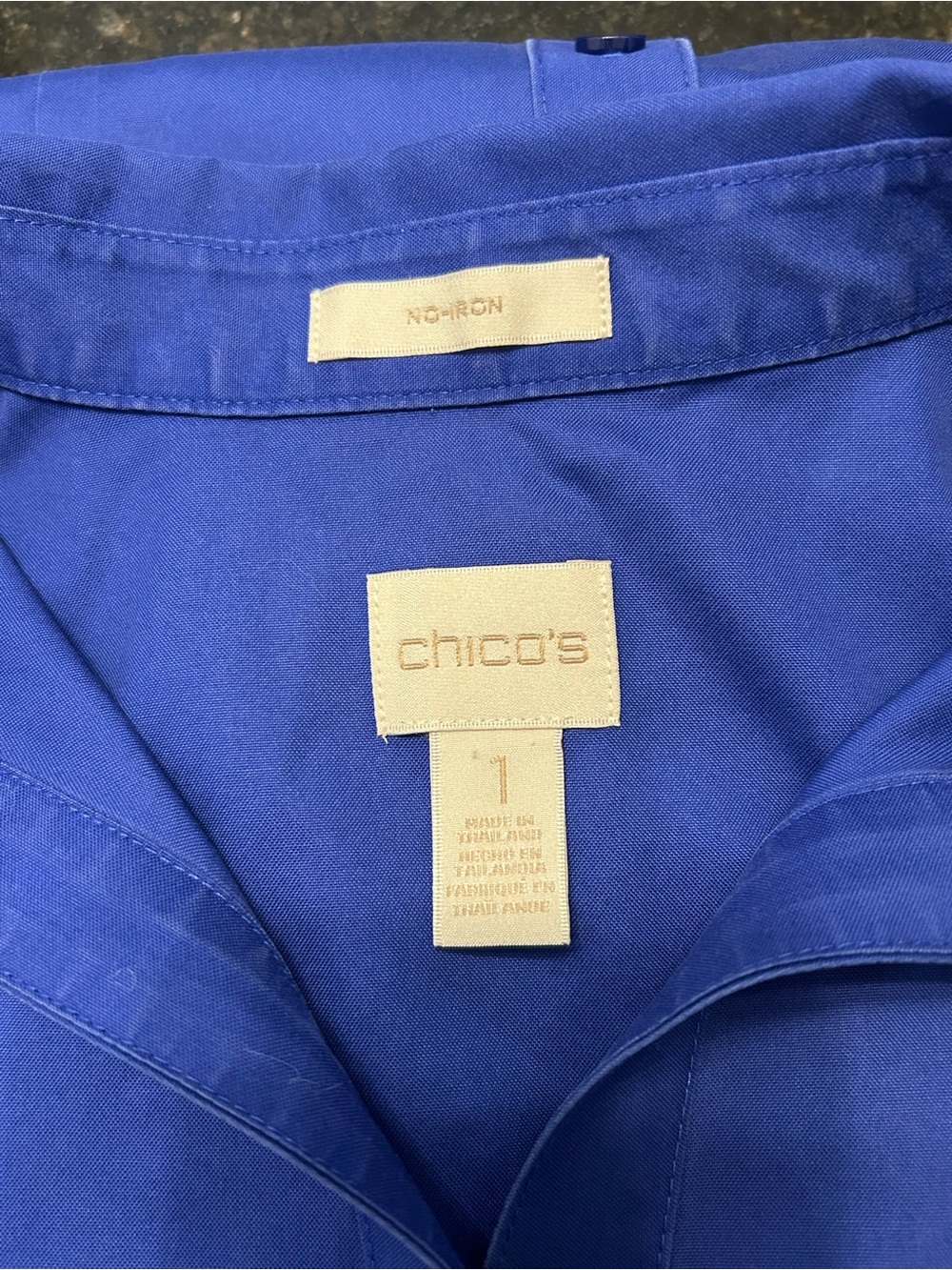 Chico’s No-Iron Royal Blue Button Front Shirt Long Sleeve Size 1 - Picture 5 of 9